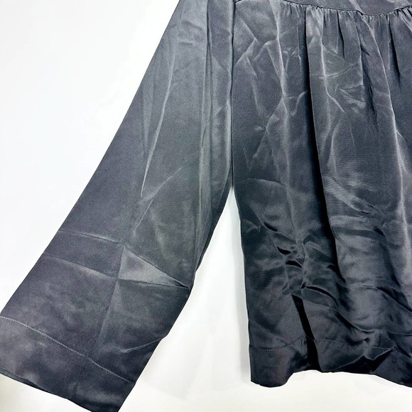 Chaser NWT Long Sleeve Shirred Slit Back Blouse w/ Yoke Vintage Black Sz Medium - Picture 4 of 7